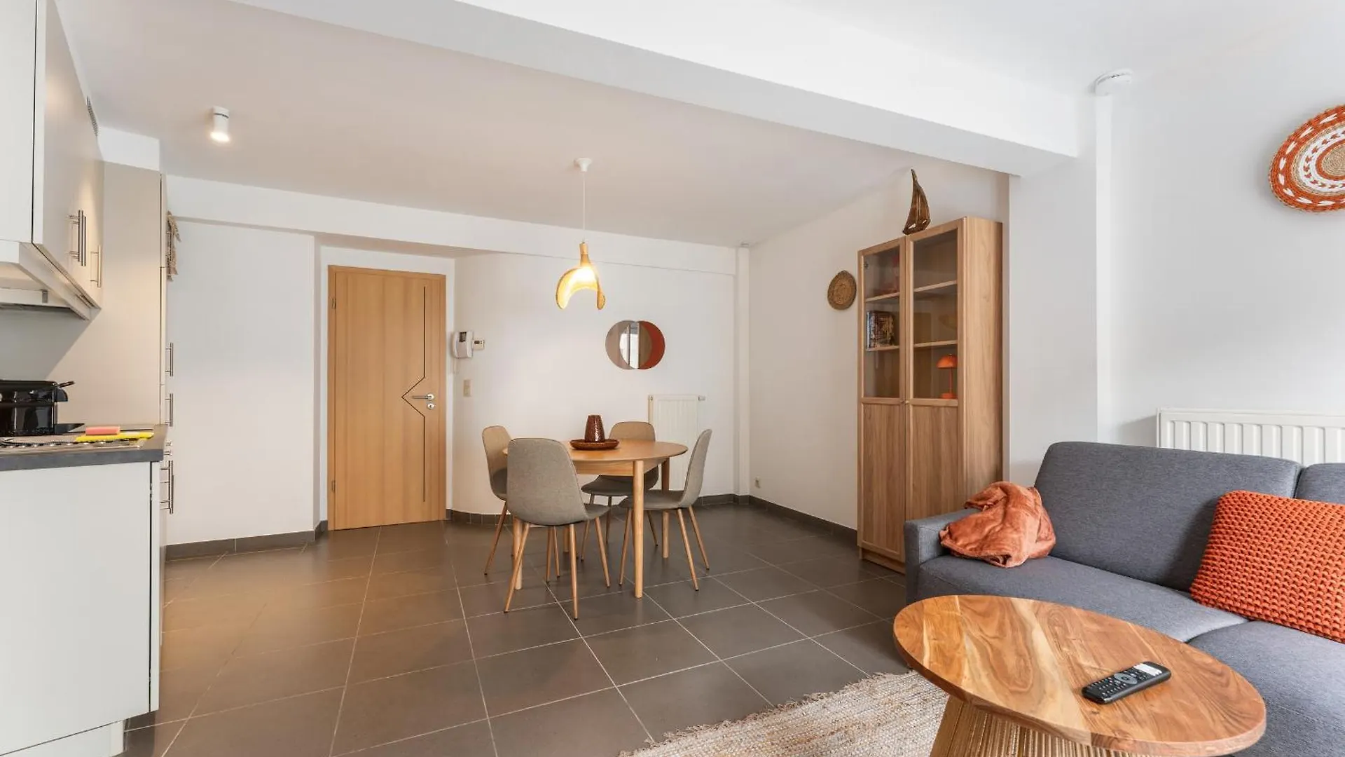 Apartment Charmant & Centraal Appartement Aan Zee - 4P Ostend